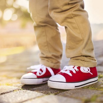 Niños con pies valgos