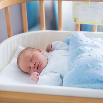 Cómo conseguir que el bebé diferencie entre el día y la noche
