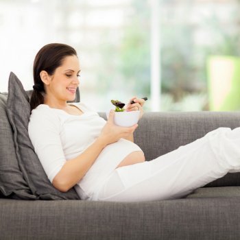 Frutos secos para aliviar las molestias del embarazo