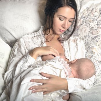 Beneficios físicos para la madre de amamantar a su hijo