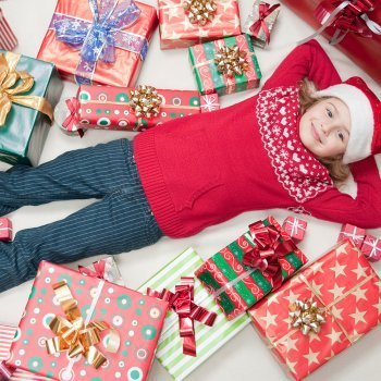 ¿Qué sucede cuando el niño tiene demasiados regalos de Navidad?