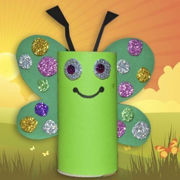 Mariposa multicolor. Manualidad de reciclaje para niños