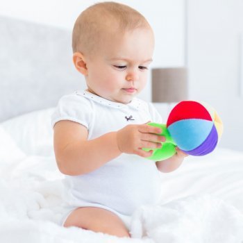 La exploración de objetos en el bebé