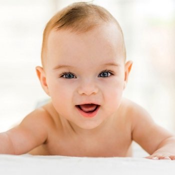 El desarrollo del bebé a los cinco meses de vida