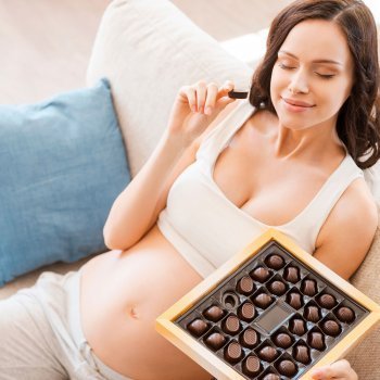 Por qué se producen los antojos en el embarazo