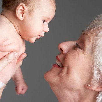 Quién cuida al bebé cuando la madre vuelve al trabajo