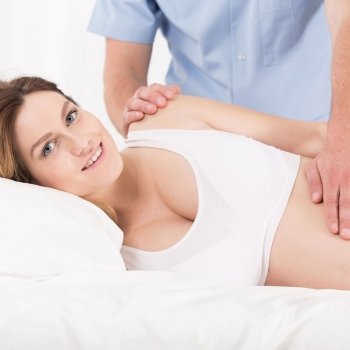 La depresión posparto se puede tratar con osteopatía