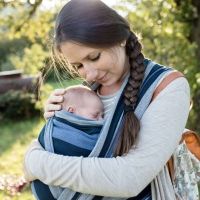 Portabebés. Diferentes sistemas de llevar al bebé en brazos