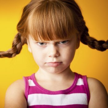 A qué se debe el mal genio de los niños