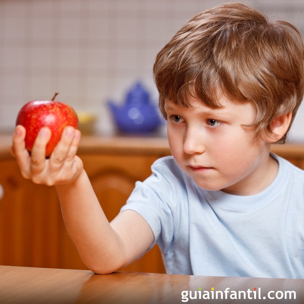 8 cosas que no deben hacer los niños después de comer