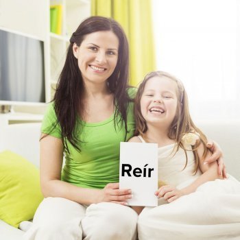 Juego para enseñar a los niños a conjugar los verbos