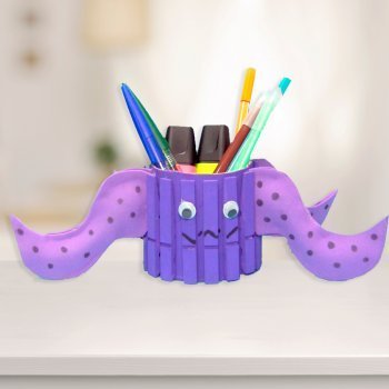 Portalápices de pinzas con forma de pulpo. Manualidades fáciles