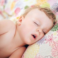 Causas y soluciones para niños que respiran por la boca