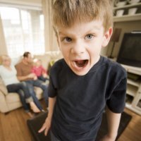 Cómo canalizar la ira en los niños