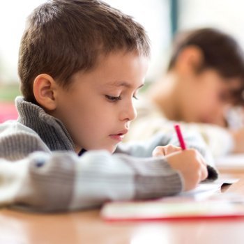 Cómo enseñar a los niños a subrayar textos