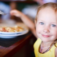 9 consejos para la hora de la comida de niños TDAH