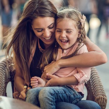 El apego seguro en la infancia clave para el desarrollo del niño