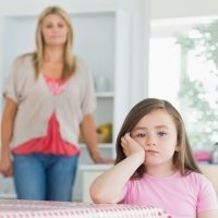 Castigar al niño sin hablarle es peor que castigarle con palabras