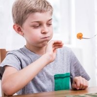 Cuando los niños vomitan para llamar la atención