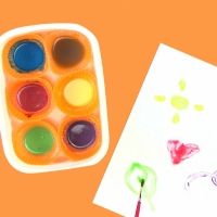 Pintura casera para niños. Manualidades infantiles divertidas