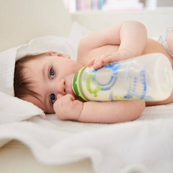 Cuándo recurrir a la lactancia artificial del bebé