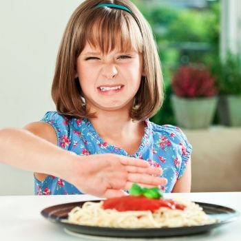 Niños que sienten asco por la comida