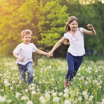 Cómo organizar planes con niños de edades muy distintas
