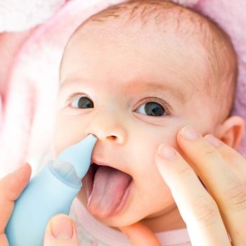No te olvides de los lavados nasales en los niños más pequeños: ¿agua de  mar o suero fisiológico?