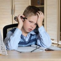 Cuando el niño no quiere hacer los deberes escolares