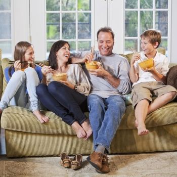 Comida internacional que los niños pueden comer sin peligro