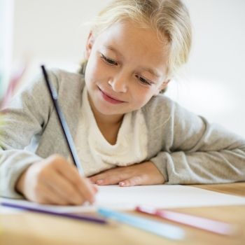 Dónde ubicar la mesa de estudio del niño según el Feng Shui