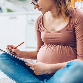 El embarazo no es el mejor momento para operarse de miopía o comprar gafas