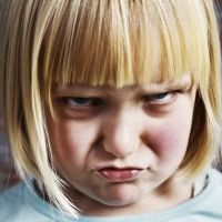 Cómo usar la psicología inversa con los niños
