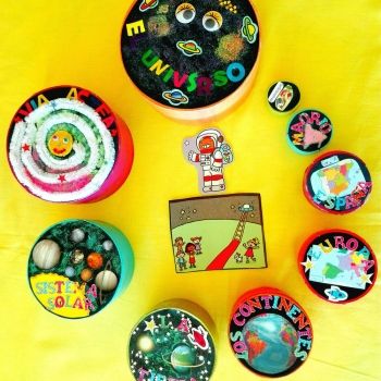 Juego de las cajas cósmicas. Manualidades infantiles para aprender jugando