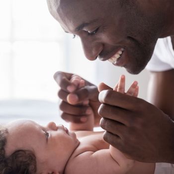 La sinfonía. Canción para jugar con los deditos del bebé