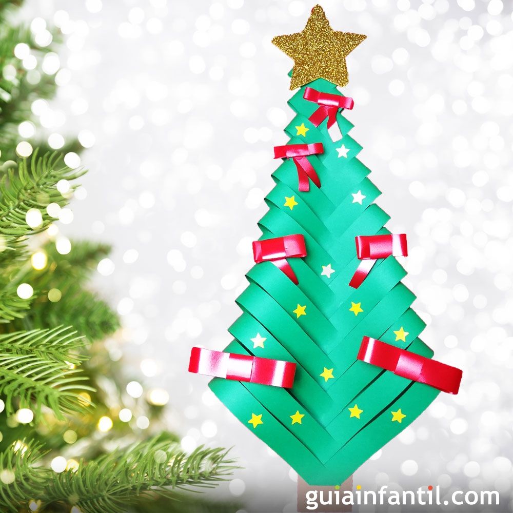 Árbol de Navidad con cartulina. Manualidad infantil