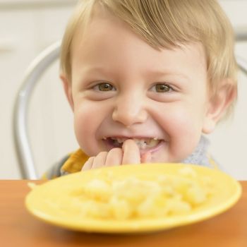 Cuántos hidratos de carbono deben tomar los niños