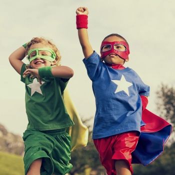 Cómo educar hijos emocionalmente fuertes