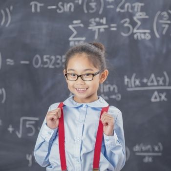 Juego de la caja para multiplicar números grandes con los niños