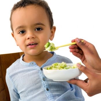 Cómo conseguir que los niños sean buenos comedores