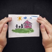 Cómo iniciar el proceso de dar en adopción a tu hijo