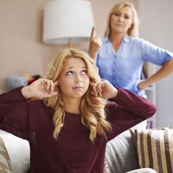 Cómo lidiar con la rebeldía en la adolescencia