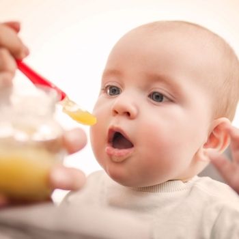 Los potitos: su introducción en la dieta del bebé.