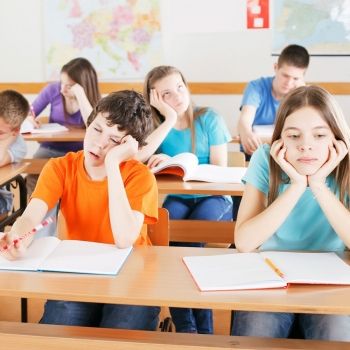 Cómo evitar el aburrimiento de los niños en clase