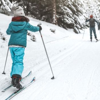 Por qué es bueno el esquí de fondo para los niños