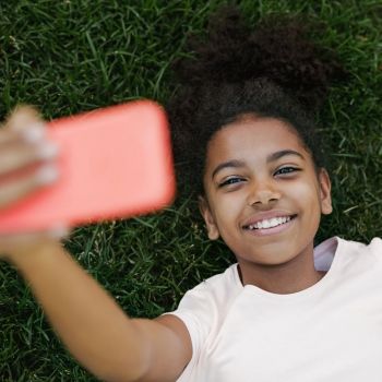 Cómo interactuar con los hijos en las redes sociales