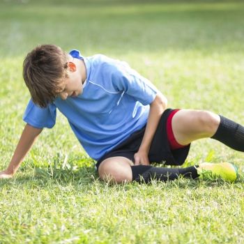 Consejos básicos para tratar los esguinces infantiles