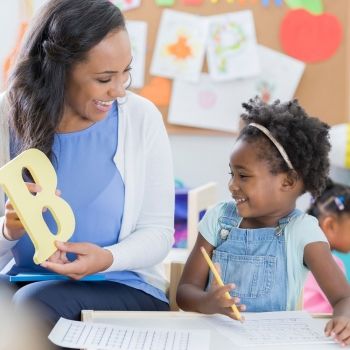 Dictados con la letra B para los niños con varios niveles de dificultad