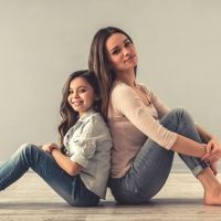Cómo es la relación entre la madre Capricornio y su hija Acuario
