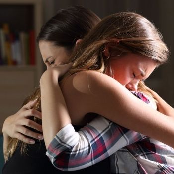 Consejos para evitar que tu hijo se convierta en un adolescente rebelde